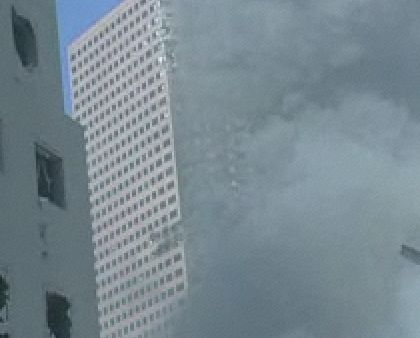 WTC7MoreSmoke.jpg